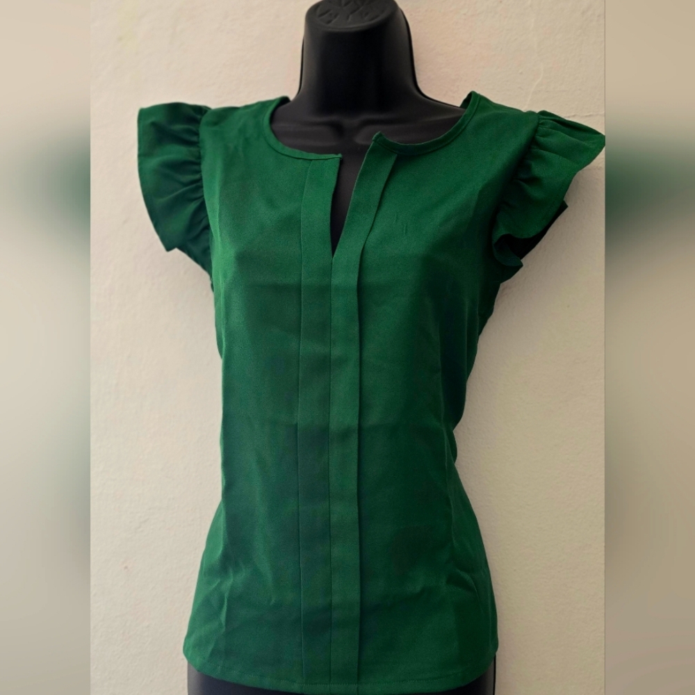 Clasic Solid Ruffle Sleeve Top NWOT